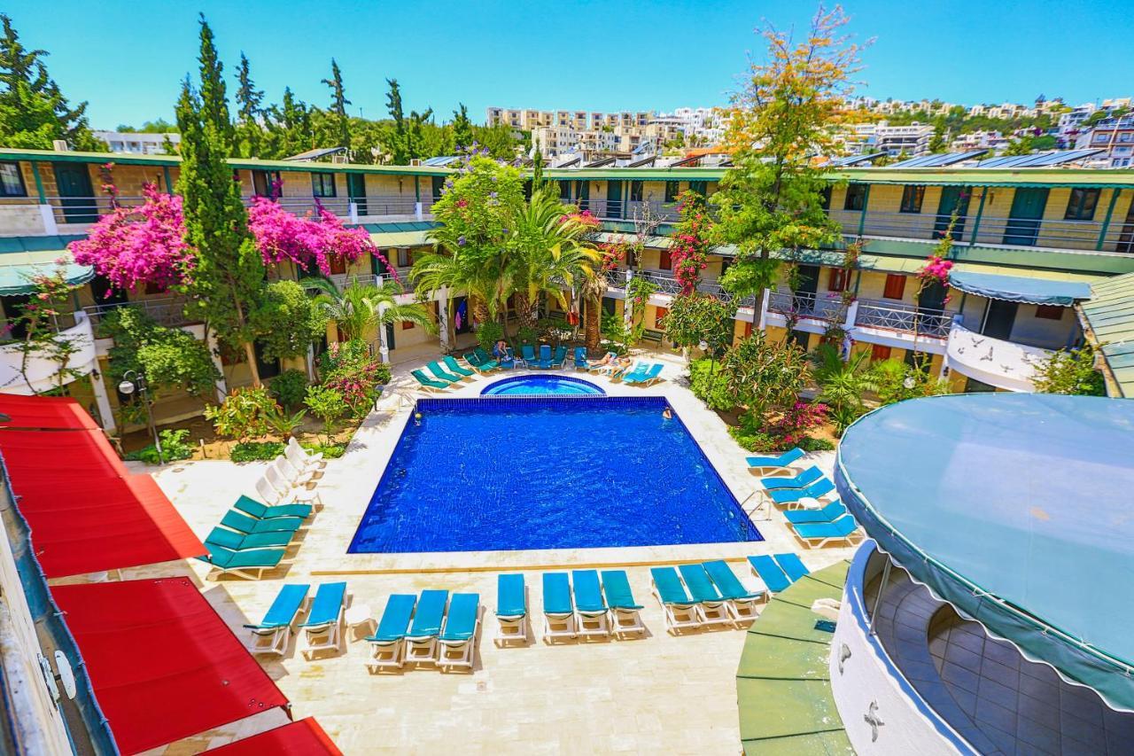 Hotel Bleu Nuit 4*